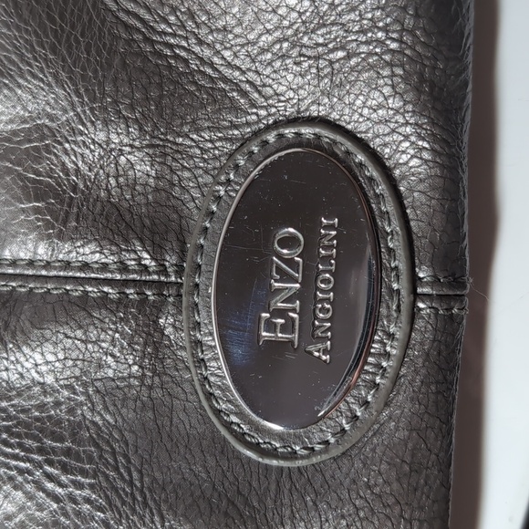 Enzo Angiolini Silver Shoulder Bag - Picture 2 of 10